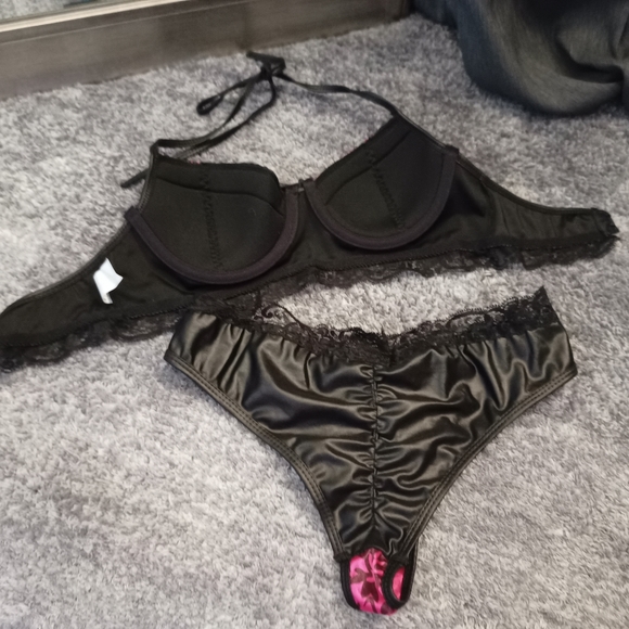 Lingerie 8-10 leather look 😍 - Picture 10 of 10